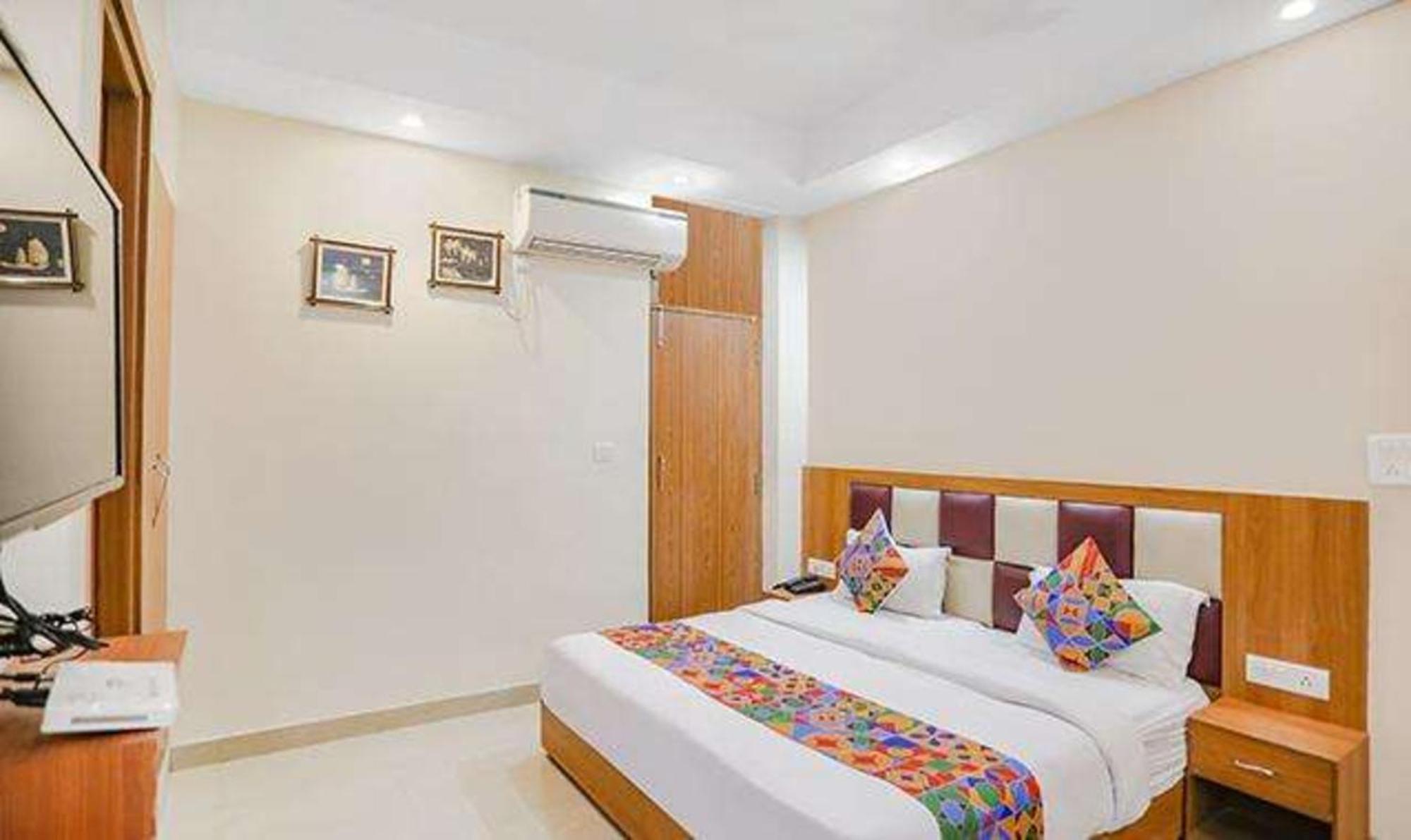 Fabhotel Royal Stay I Grander Noida Exterior foto