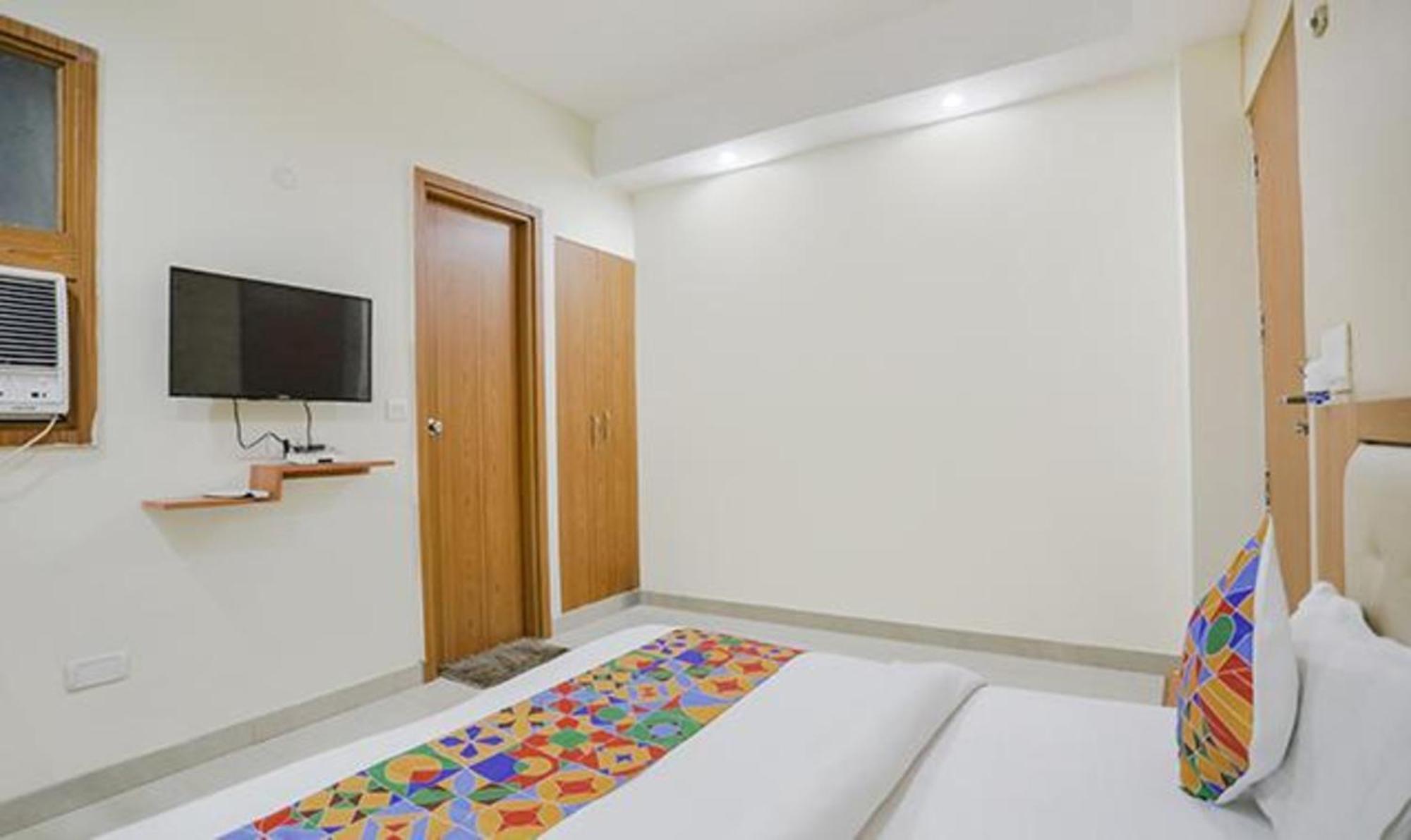 Fabhotel Royal Stay I Grander Noida Exterior foto