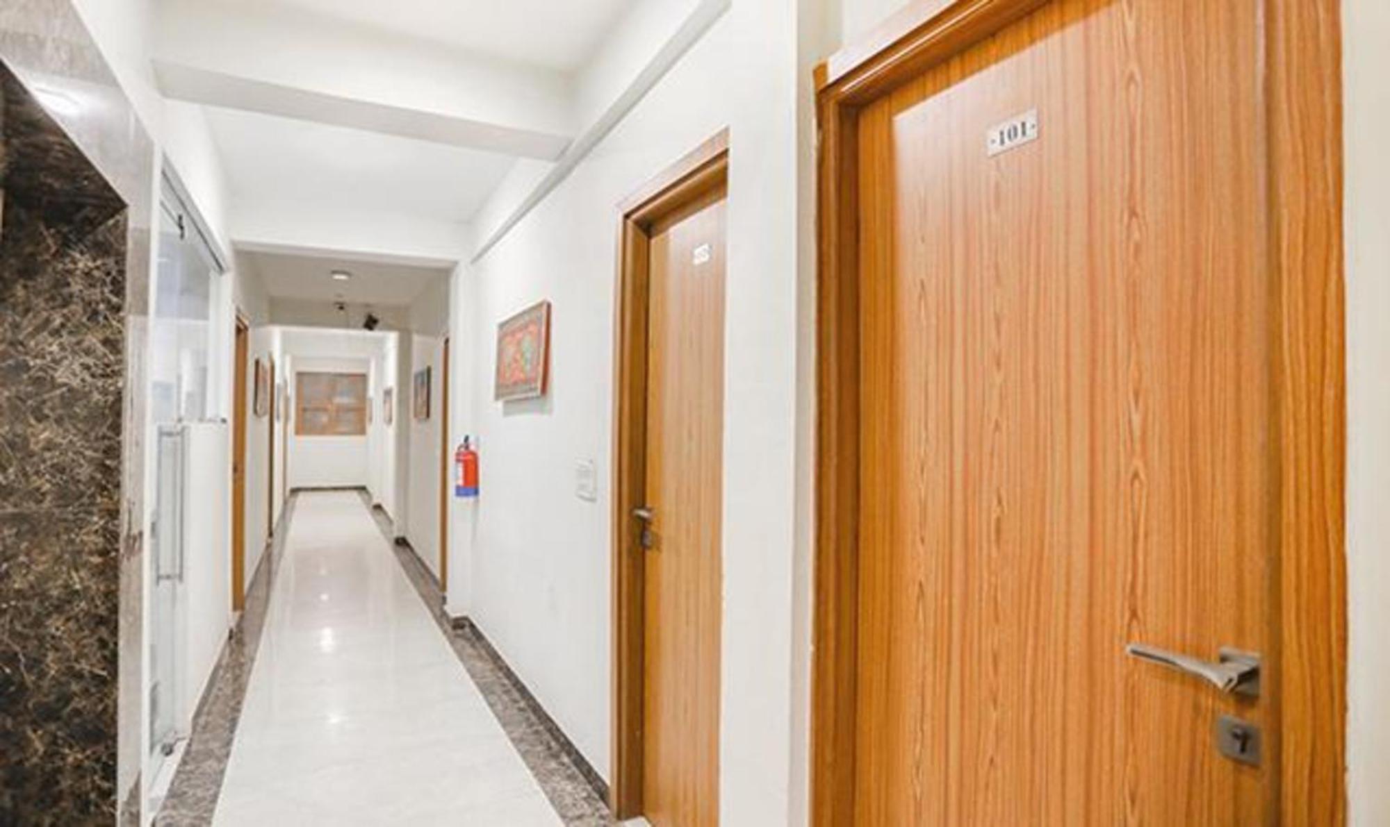 Fabhotel Royal Stay I Grander Noida Exterior foto