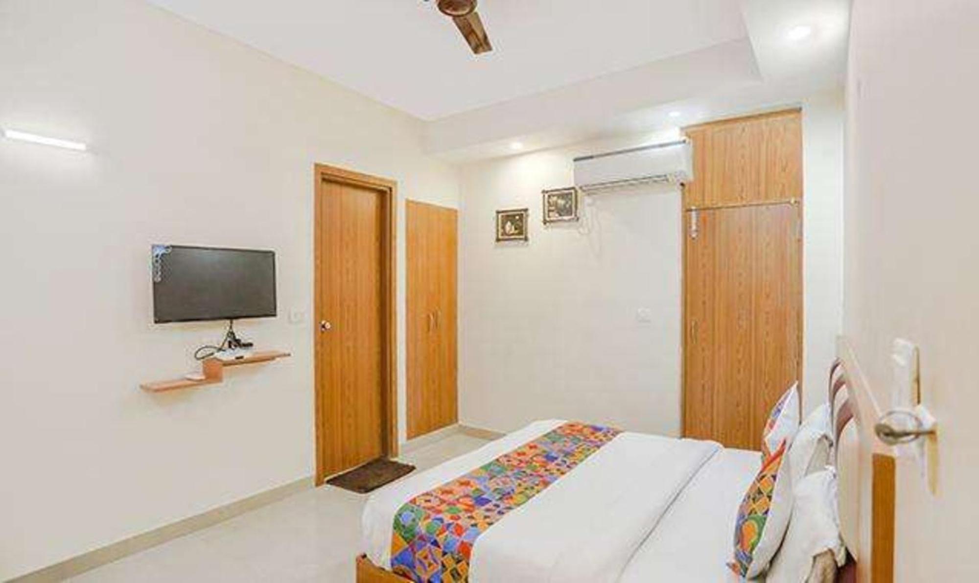 Fabhotel Royal Stay I Grander Noida Exterior foto